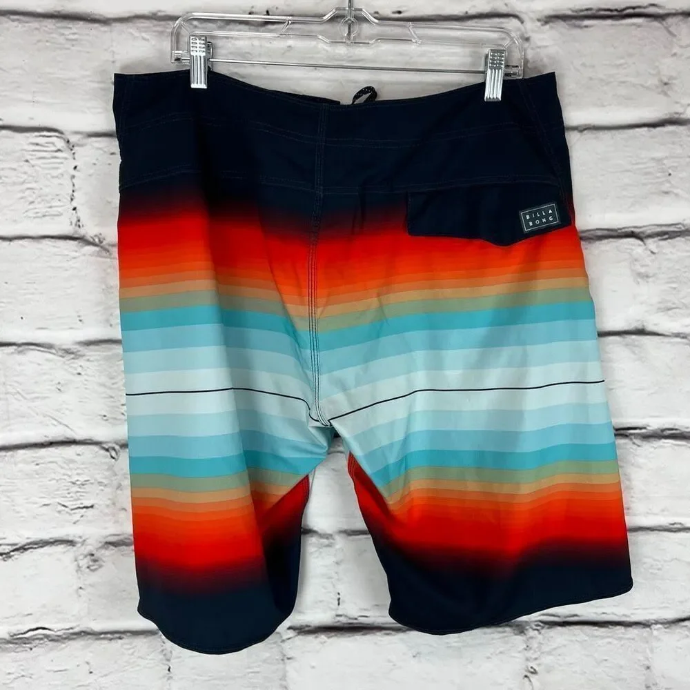 Billabong Men's 36 Multicolor Gradient Board Shorts‎ Surfing Beachwear